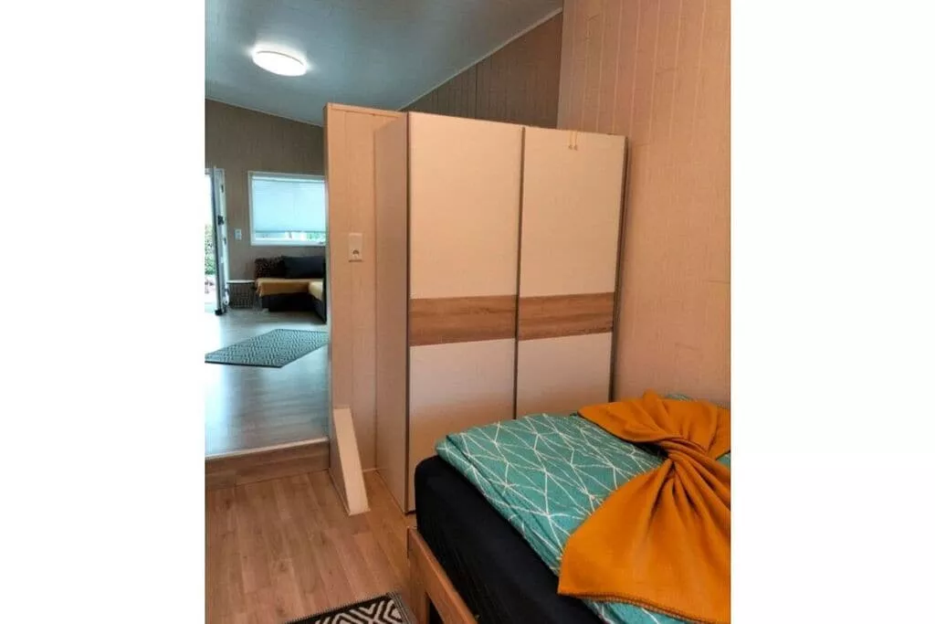 456395-Bedroom