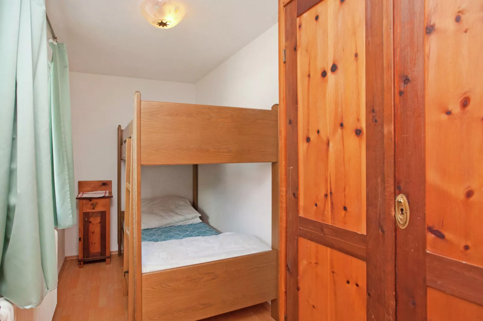 Haus Alpenblick-Bedroom