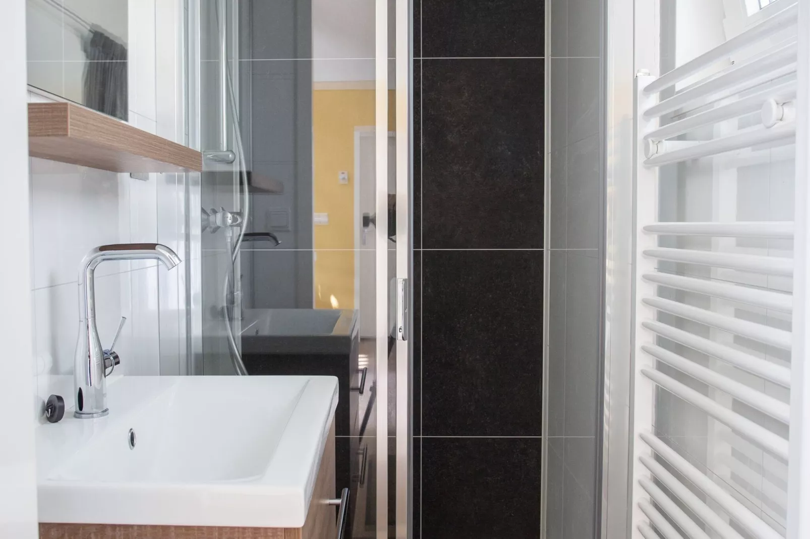 Vakantiepark De Thijmse Berg 18-Bathroom