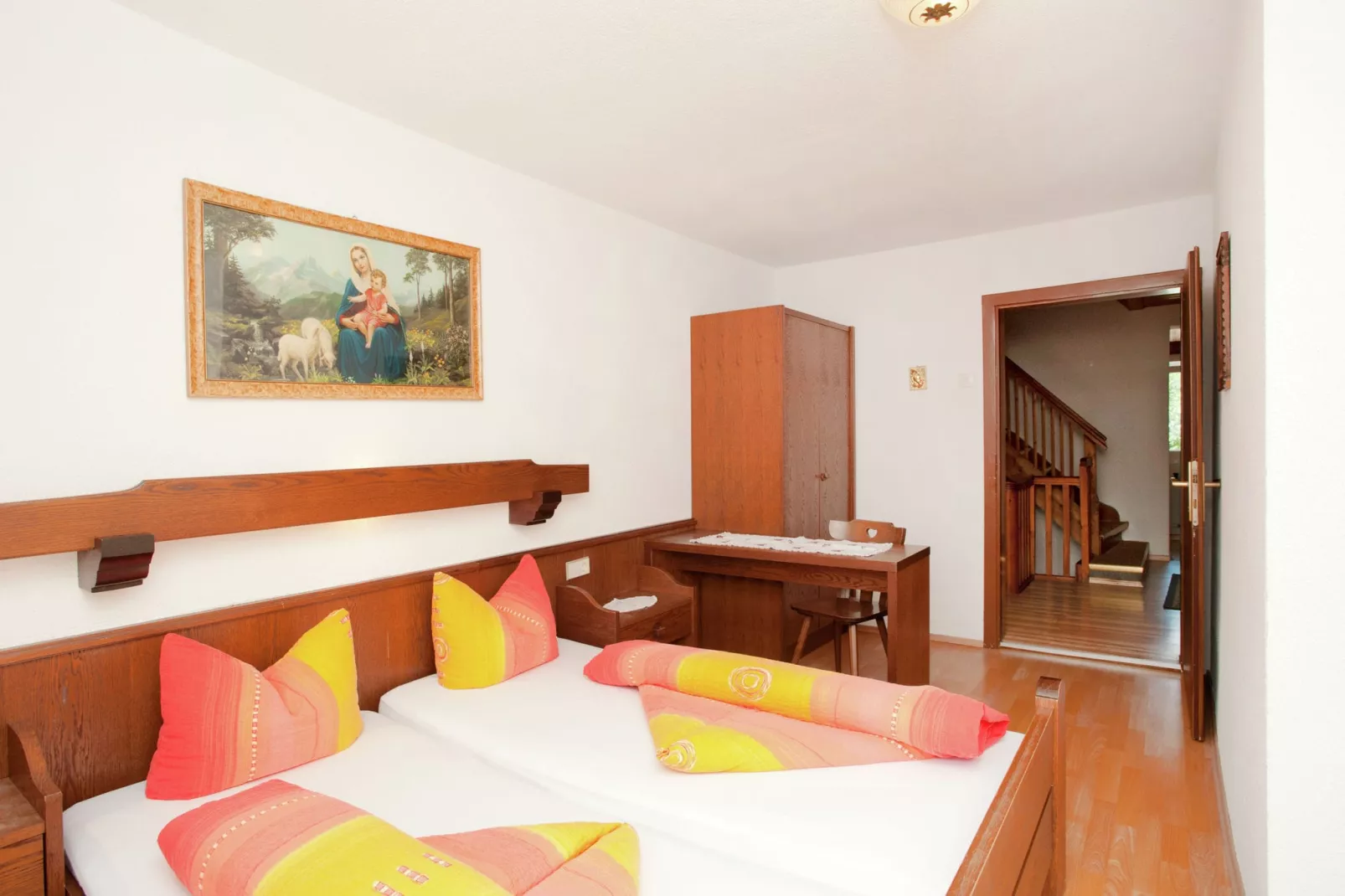 Haus Alpenblick-Bedroom