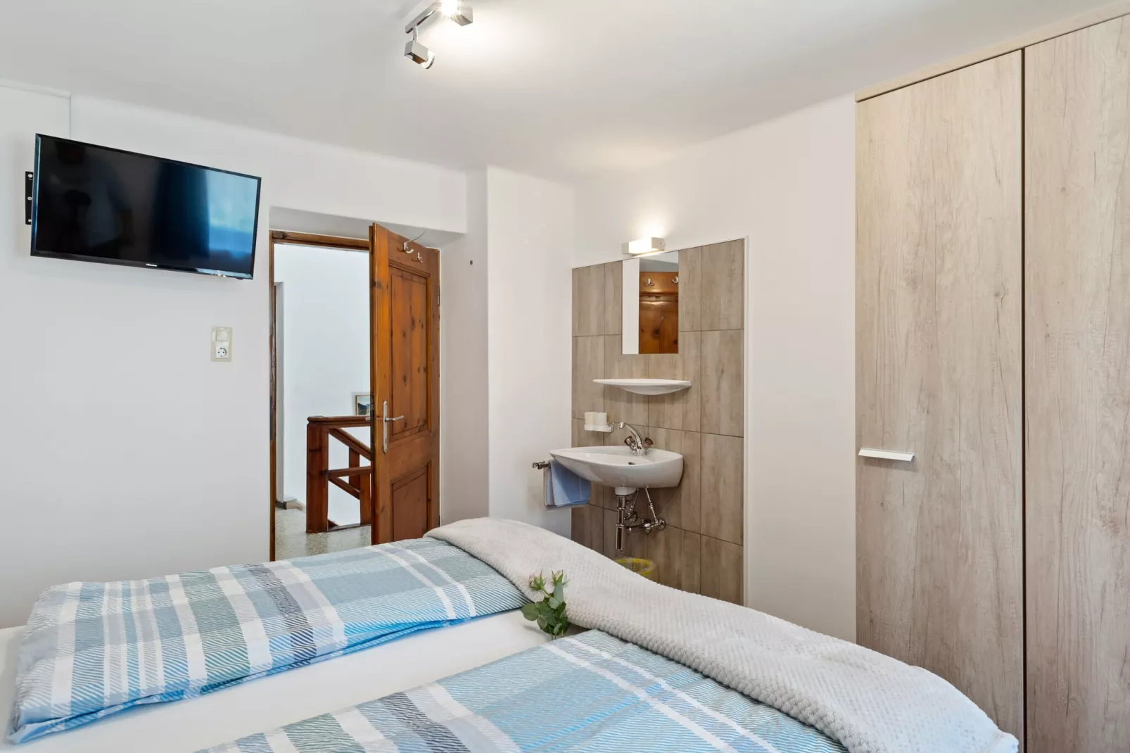 Prantl-Bedroom