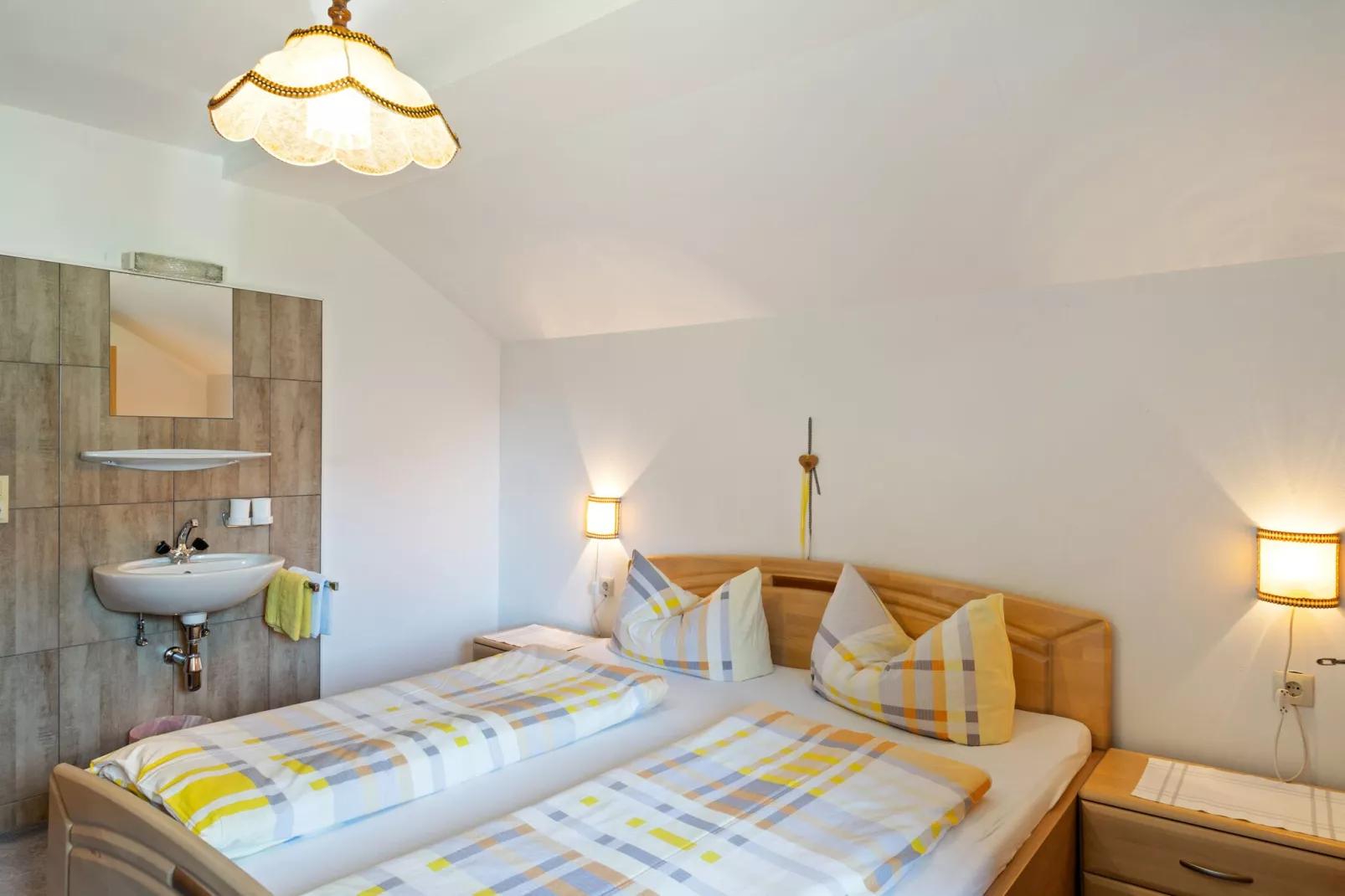 Prantl-Bedroom