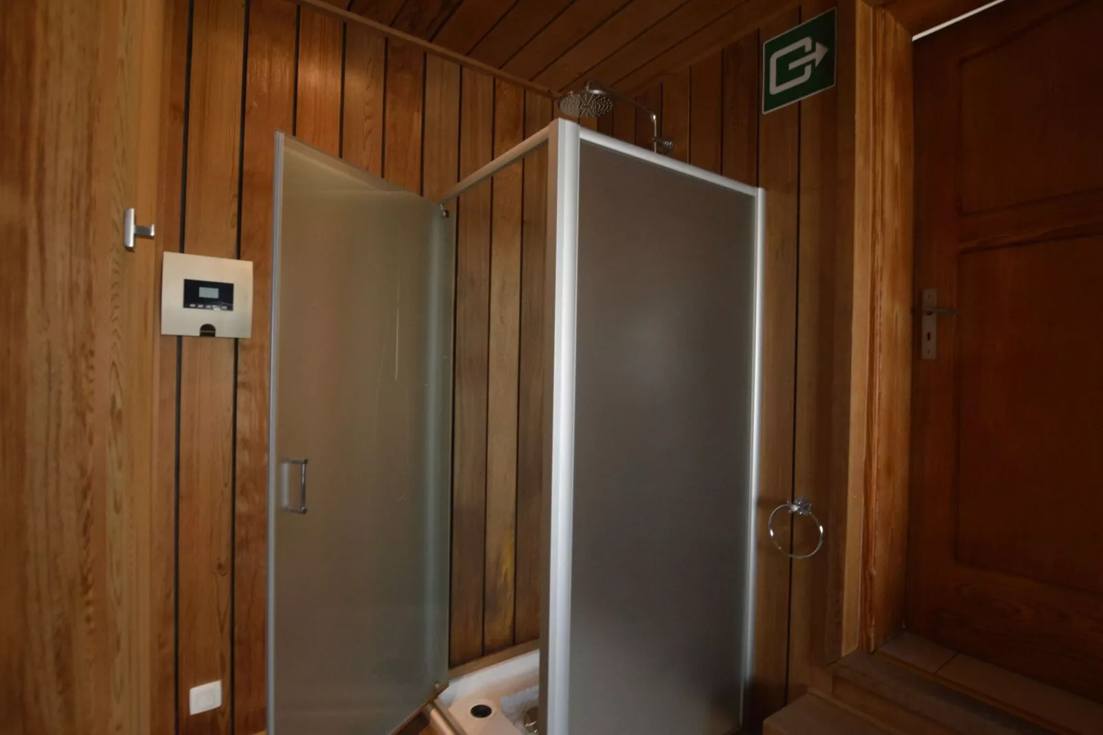 Ecureuil-Bathroom