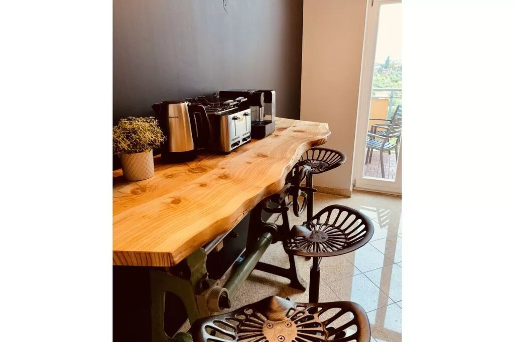 373274-Kitchen