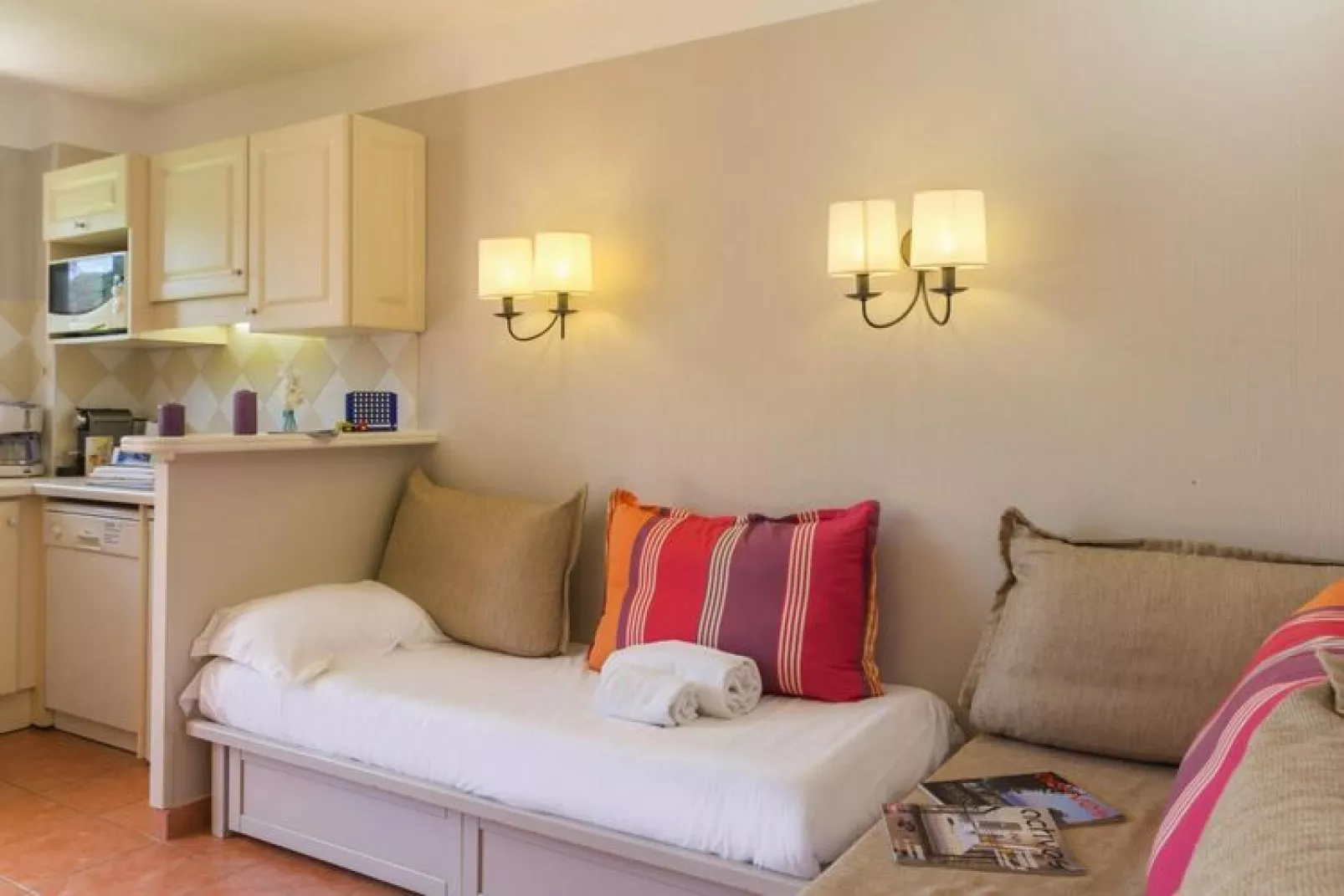 Residence Les Rives de Cannes Mandelieu Mandelieu-la-Napoule - 25 Standard - Apt 5 p - 1 bedroom-Wohnzimmer