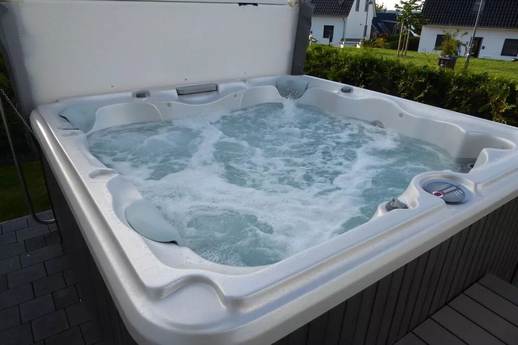 179056-Pool