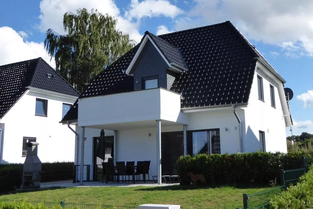 179056-View