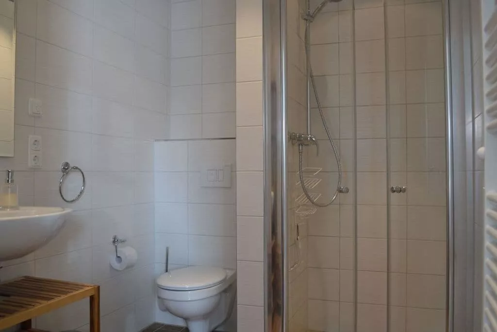235205-Bathroom