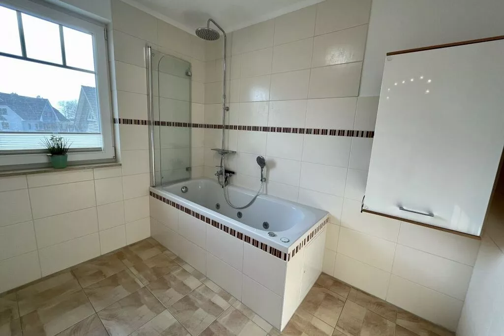 330976-Bathroom
