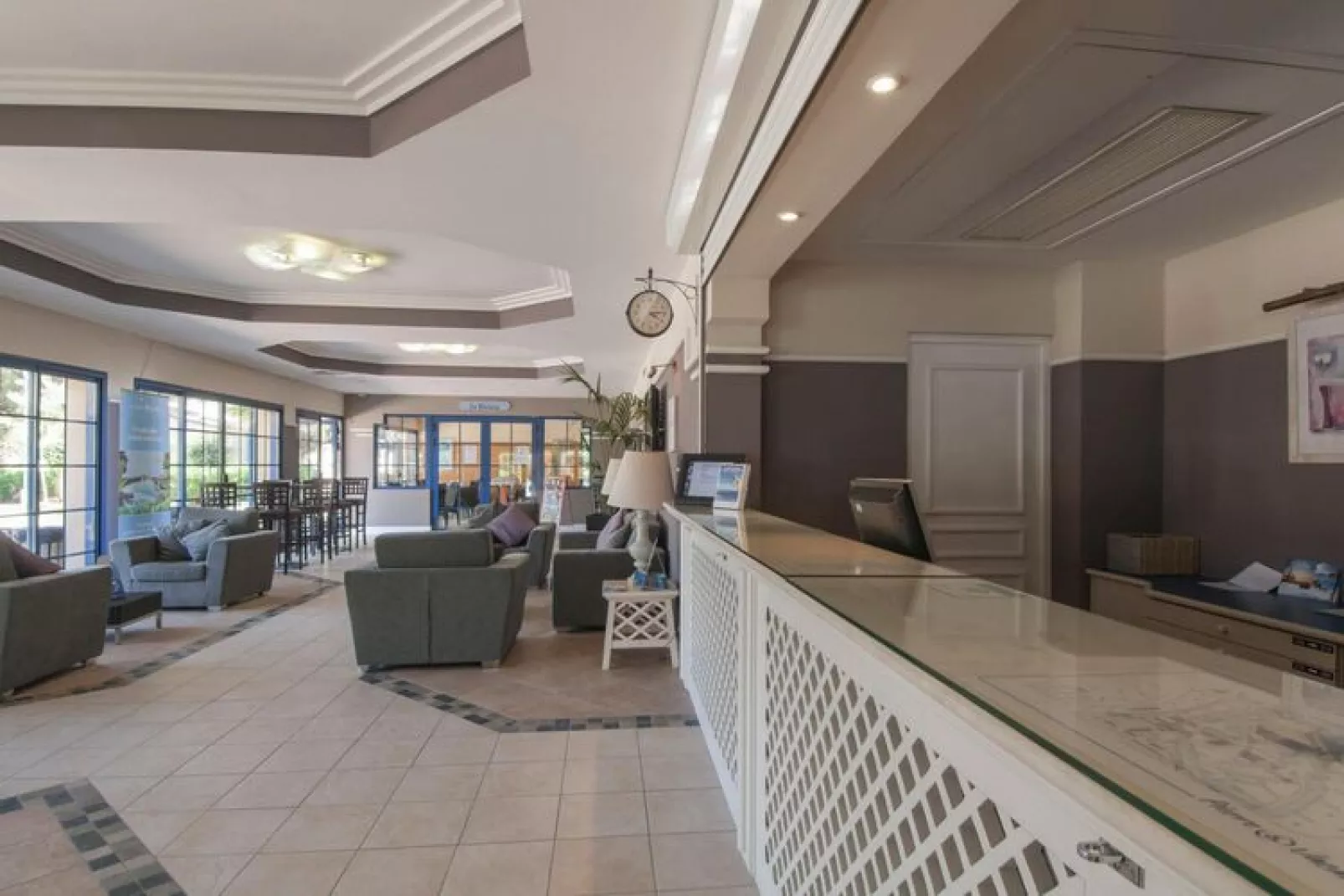 Residence Les Rives de Cannes Mandelieu Mandelieu-la-Napoule - 25 Standard - Apt 5 p - 1 bedroom-Parkeinrichtungen