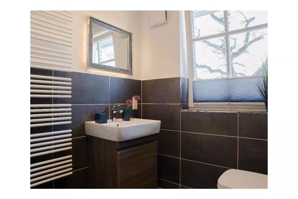 257041-Bathroom