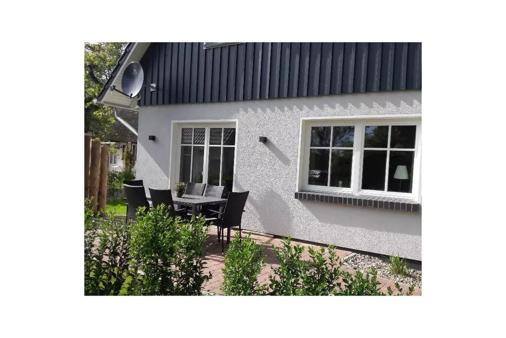 257041-Terrace