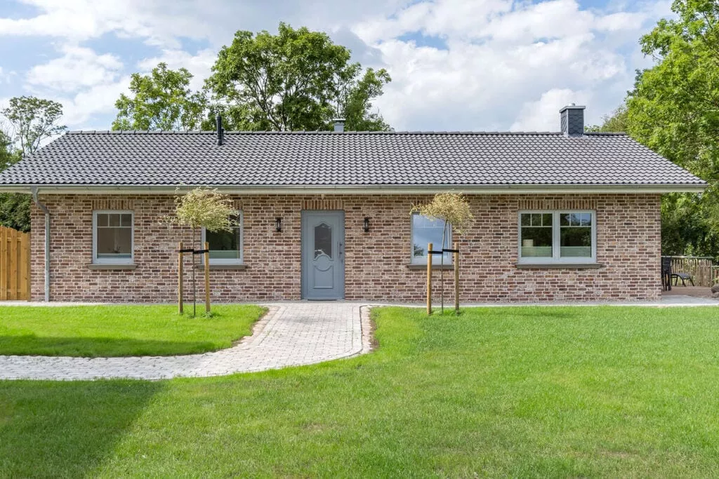 307189-View