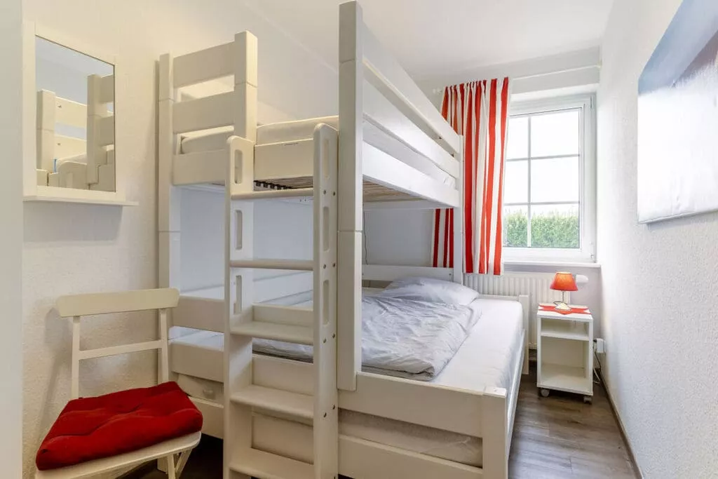 206180-Bedroom
