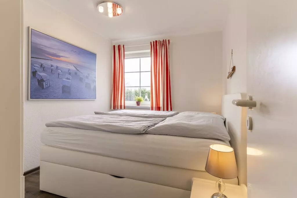 206180-Bedroom