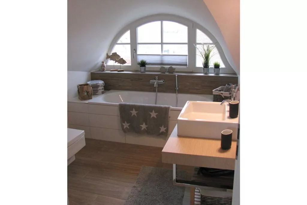 261799-Bathroom