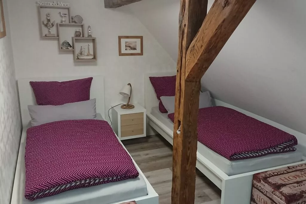 300253-Bedroom