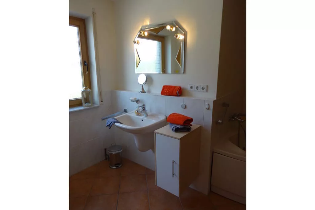 142998-Bathroom