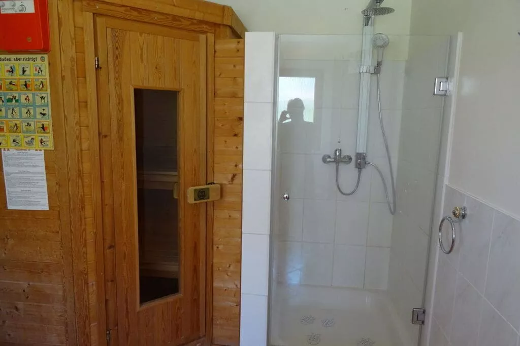 142998-Bathroom