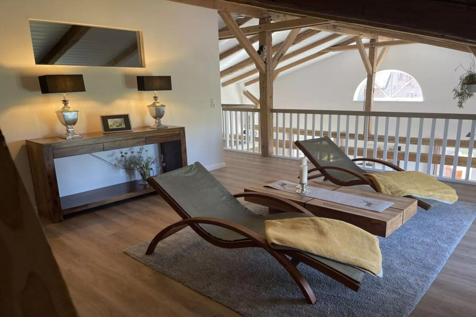 394353-Terrace balcony