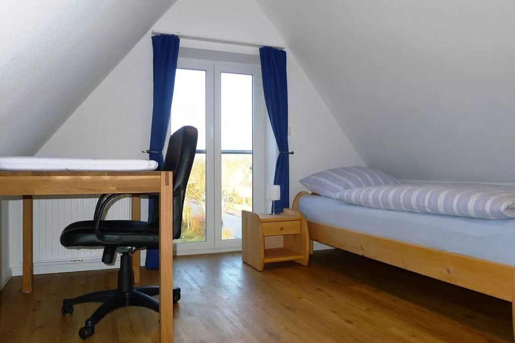 202931-Bedroom