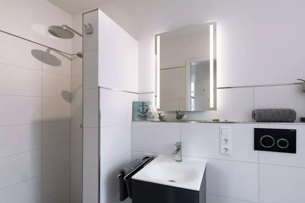 286182-Bathroom