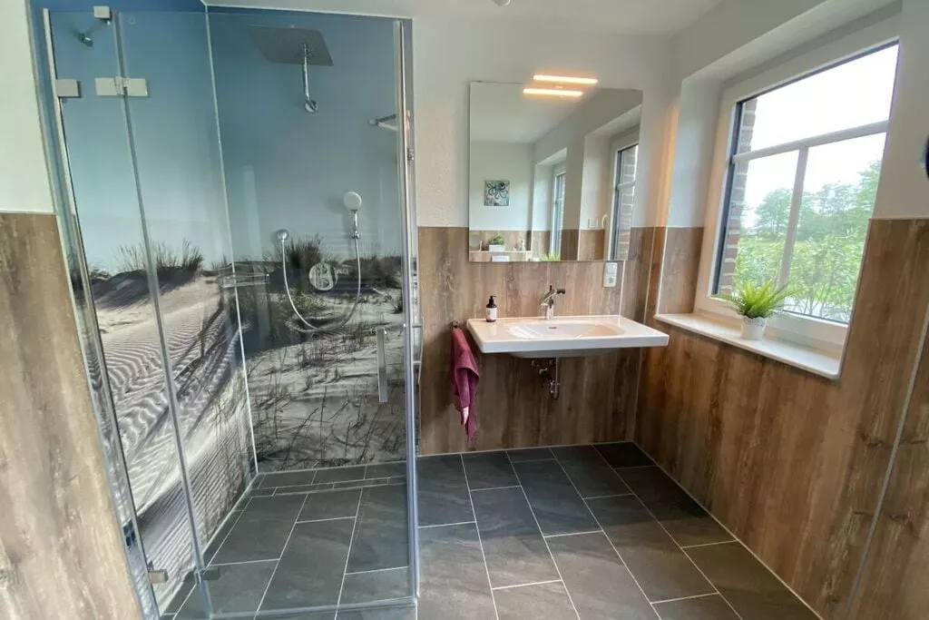 397392-Bathroom