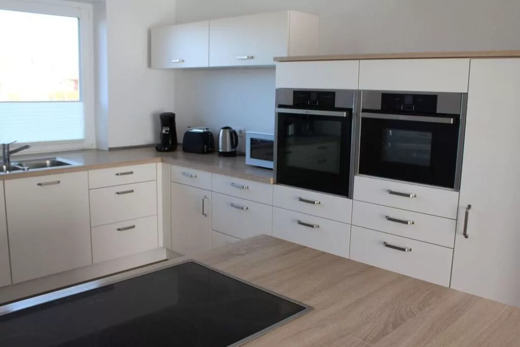 296905-Kitchen