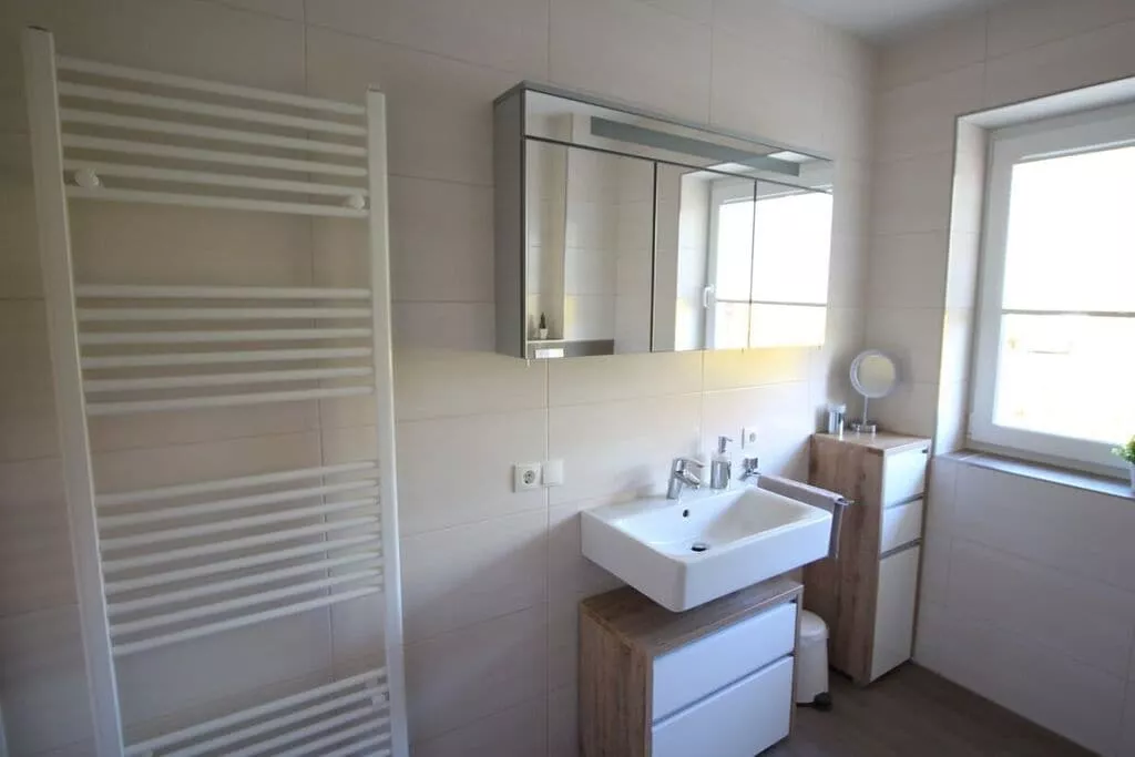 296905-Bathroom
