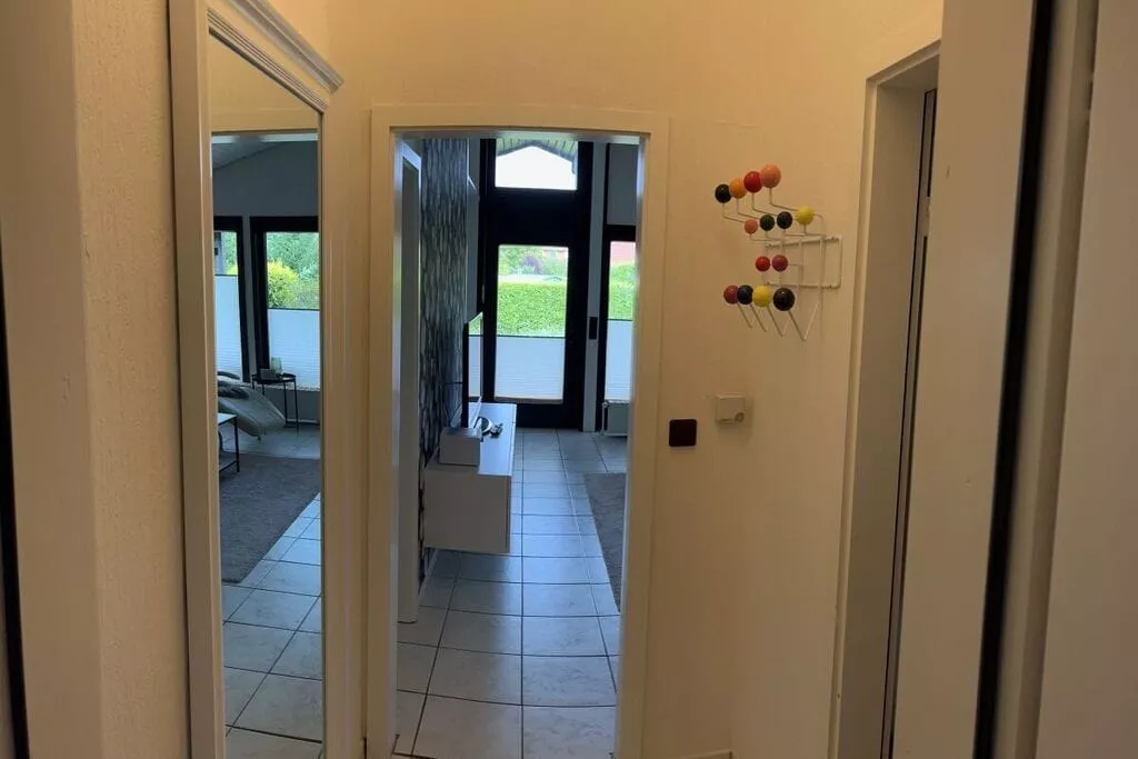 386510-Bedroom