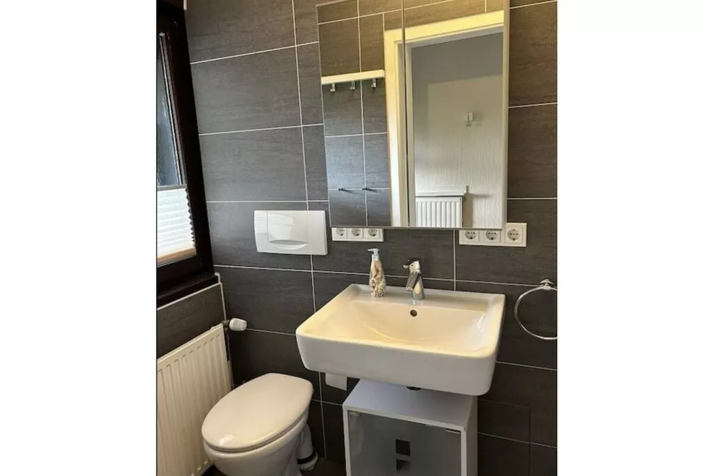 386510-Bathroom