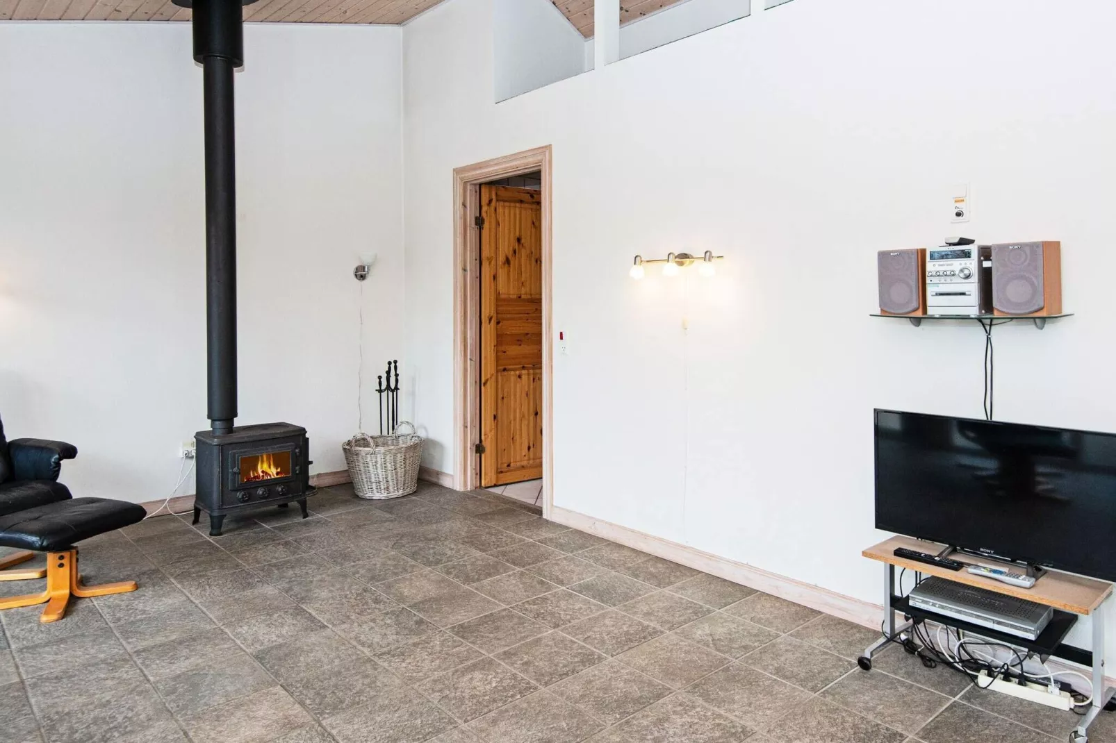 8 person holiday home in Blåvand-Indoor