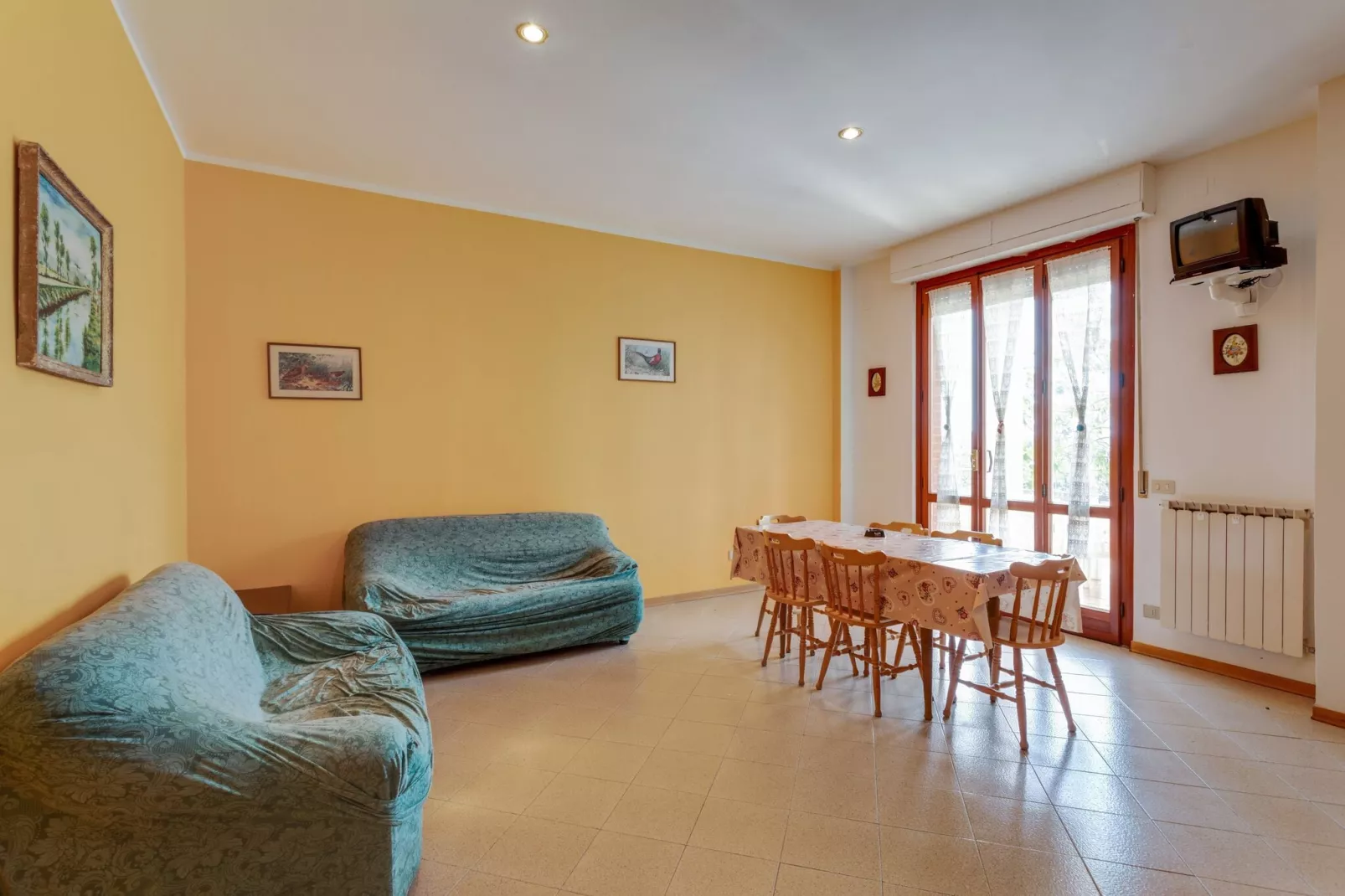 Casa Tommaso - Quadri P T - 8 pax-Living room