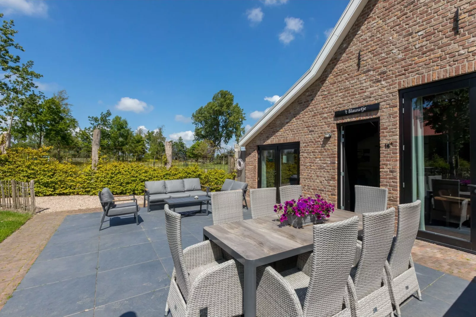Lepelstraat 18A  Vrouwenpolder "'t Blauwtje"-Terrace balcony