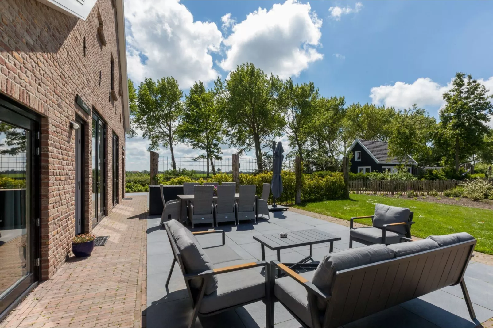 Lepelstraat 18A  Vrouwenpolder "'t Blauwtje"-Terrace balcony
