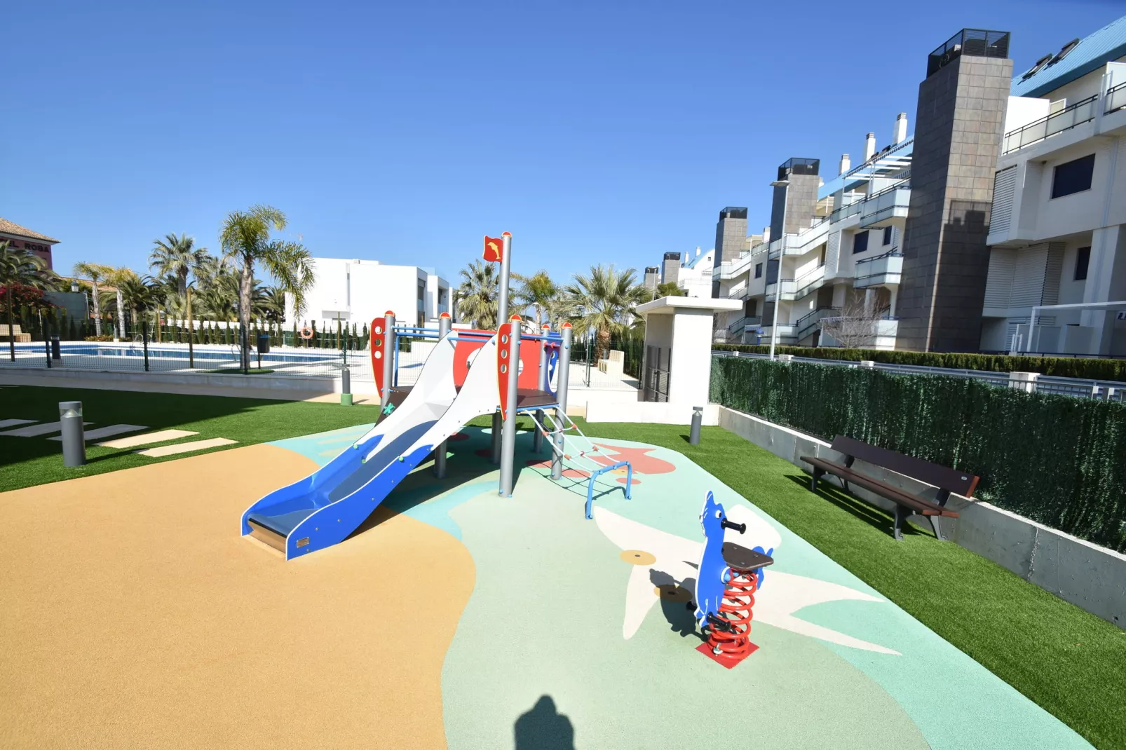 Residencial Victoria 1	-Gardens summer