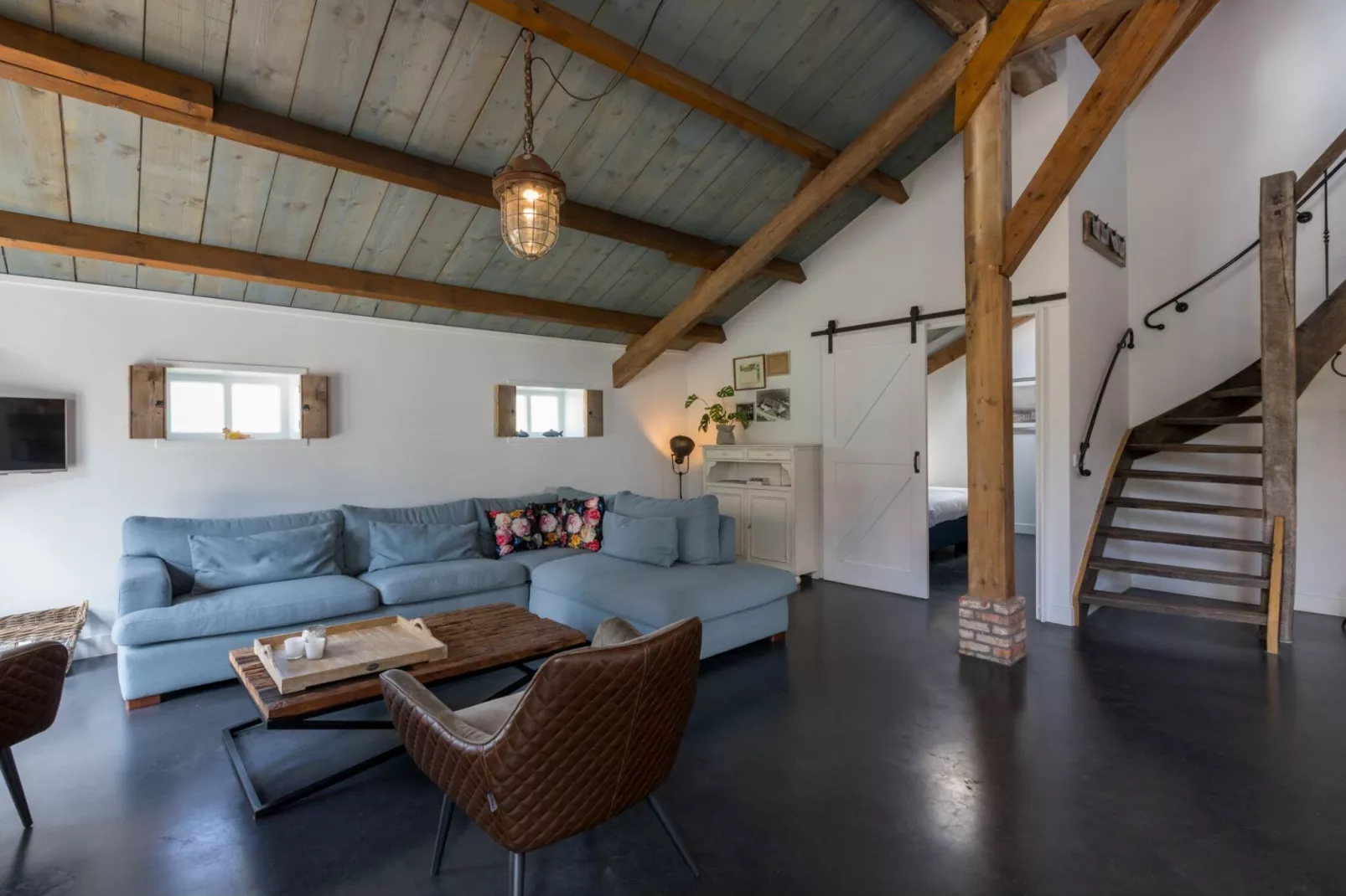 Lepelstraat 18A  Vrouwenpolder "'t Blauwtje"-Living room