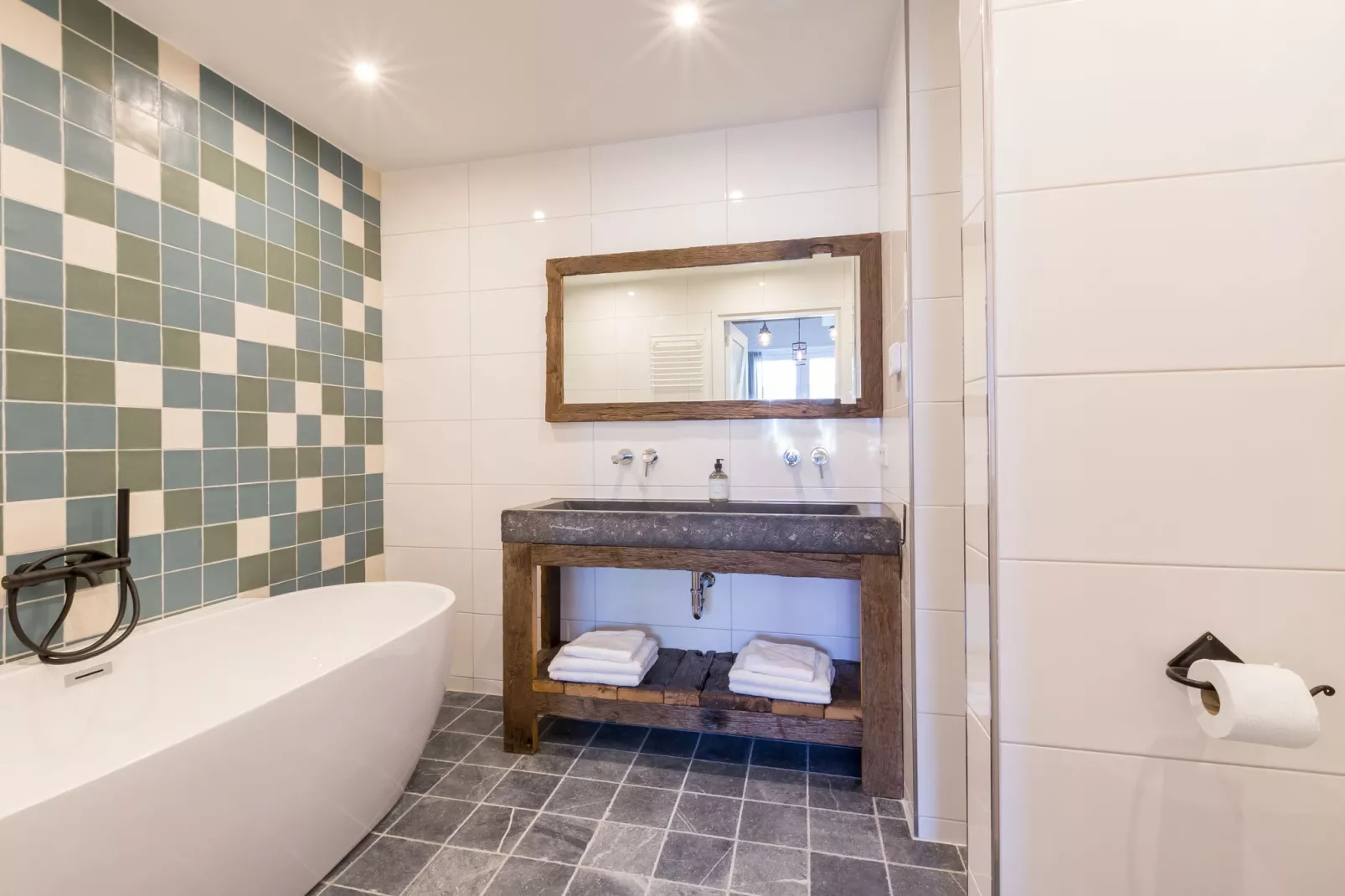Lepelstraat 18A  Vrouwenpolder "'t Blauwtje"-Bathroom