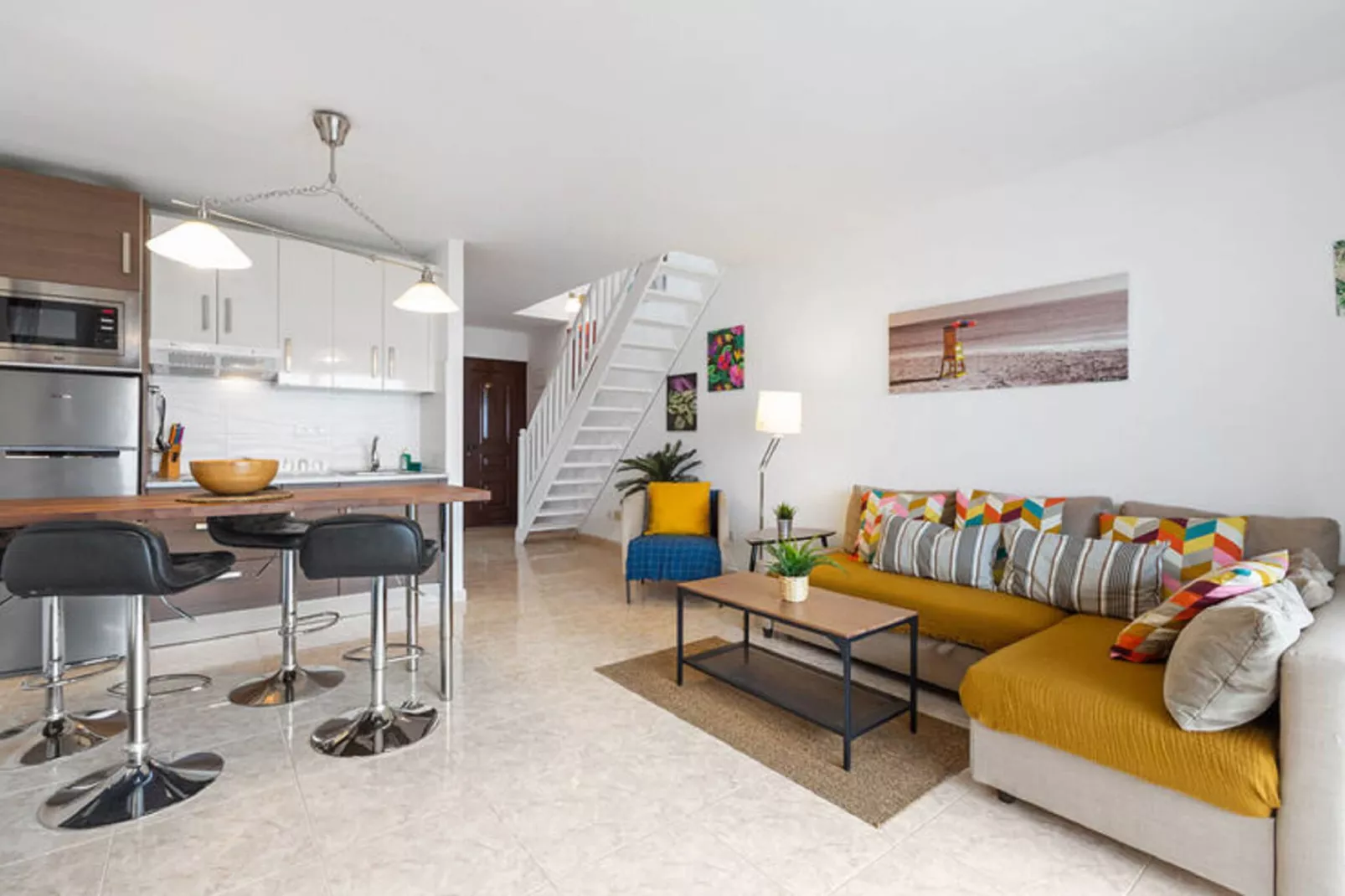 Dersu-Living room