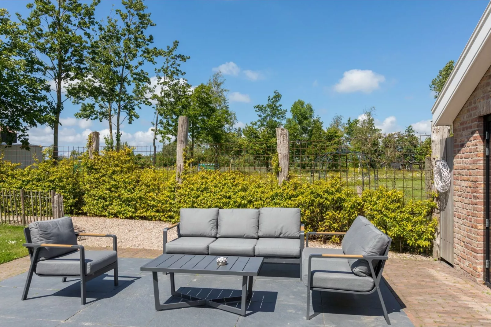 Familiehuis - Lepelstraat 18AB  Vrouwenpolder-Terrassenbalkon