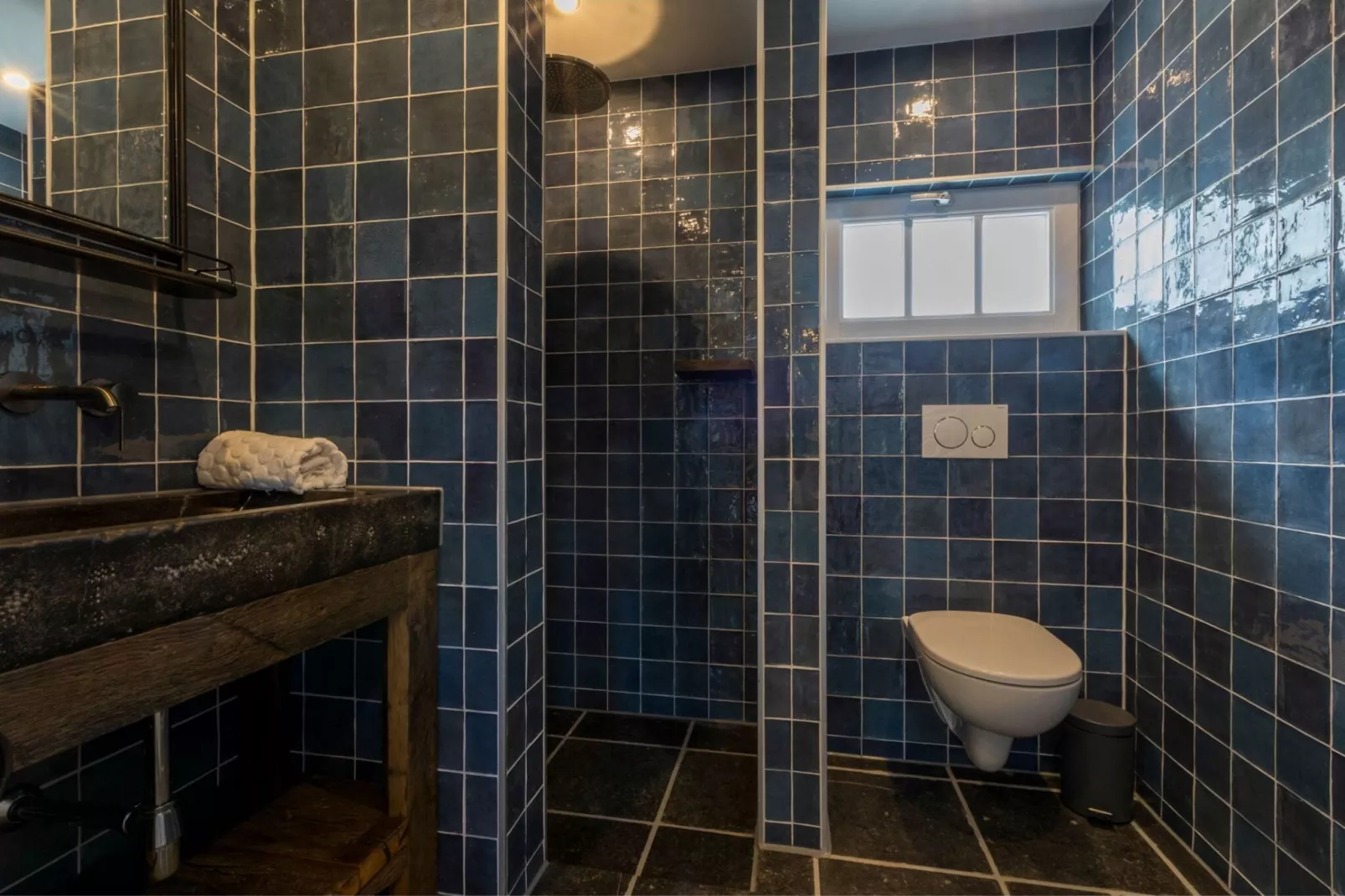 Lepelstraat 18C  Vrouwenpolder-Badezimmer