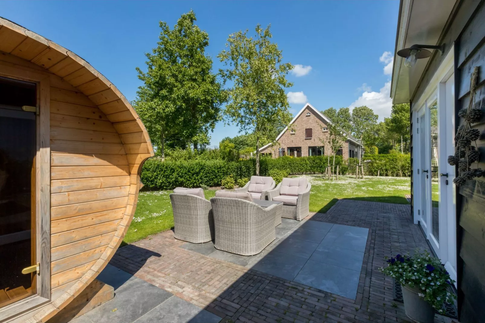 Lepelstraat 18C  Vrouwenpolder-Terrassenbalkon