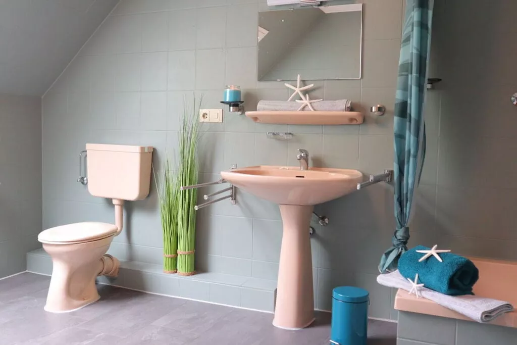 398478-Bathroom