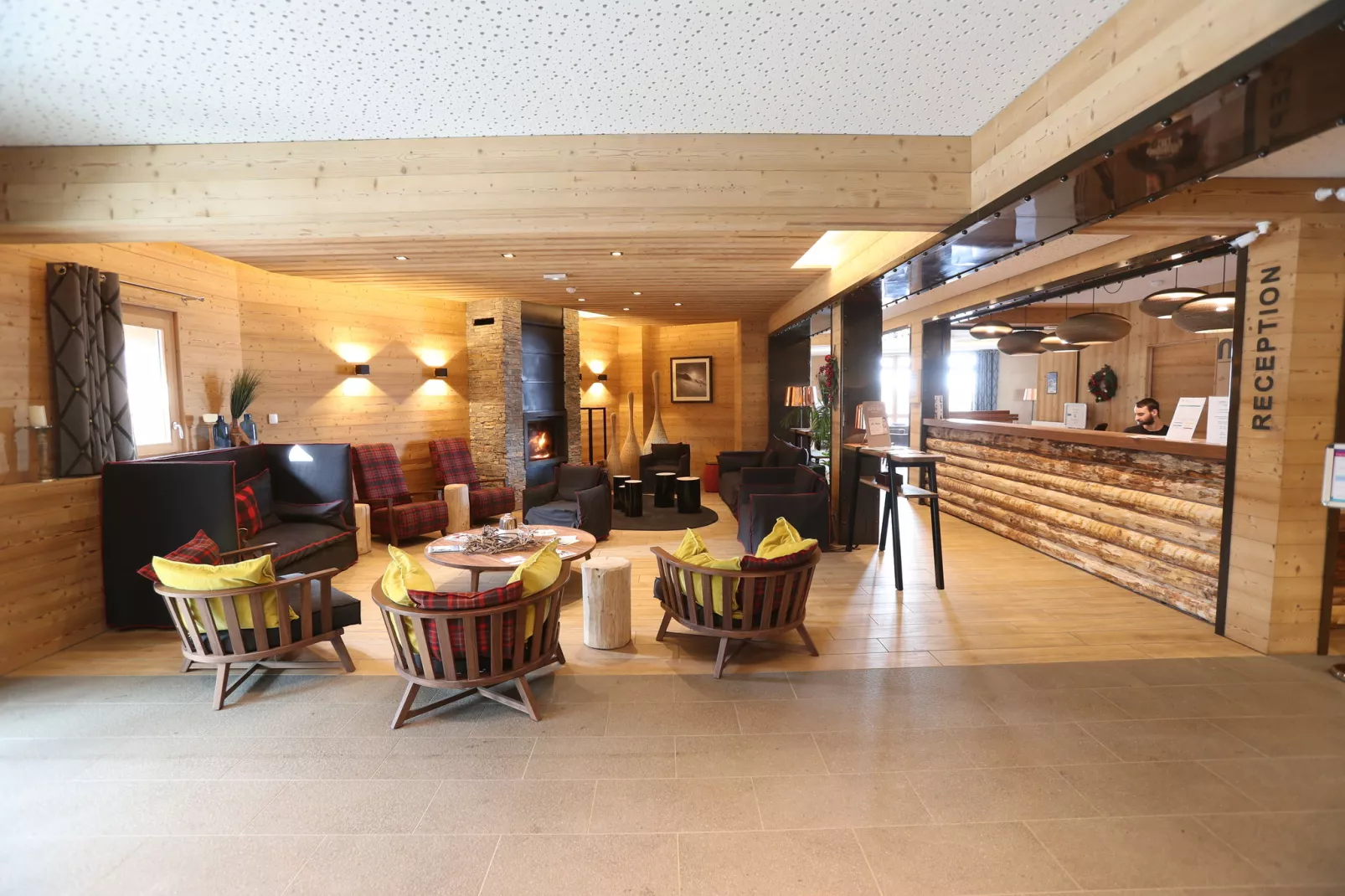 Le Coeur des Loges 1-S63V-Reception hall