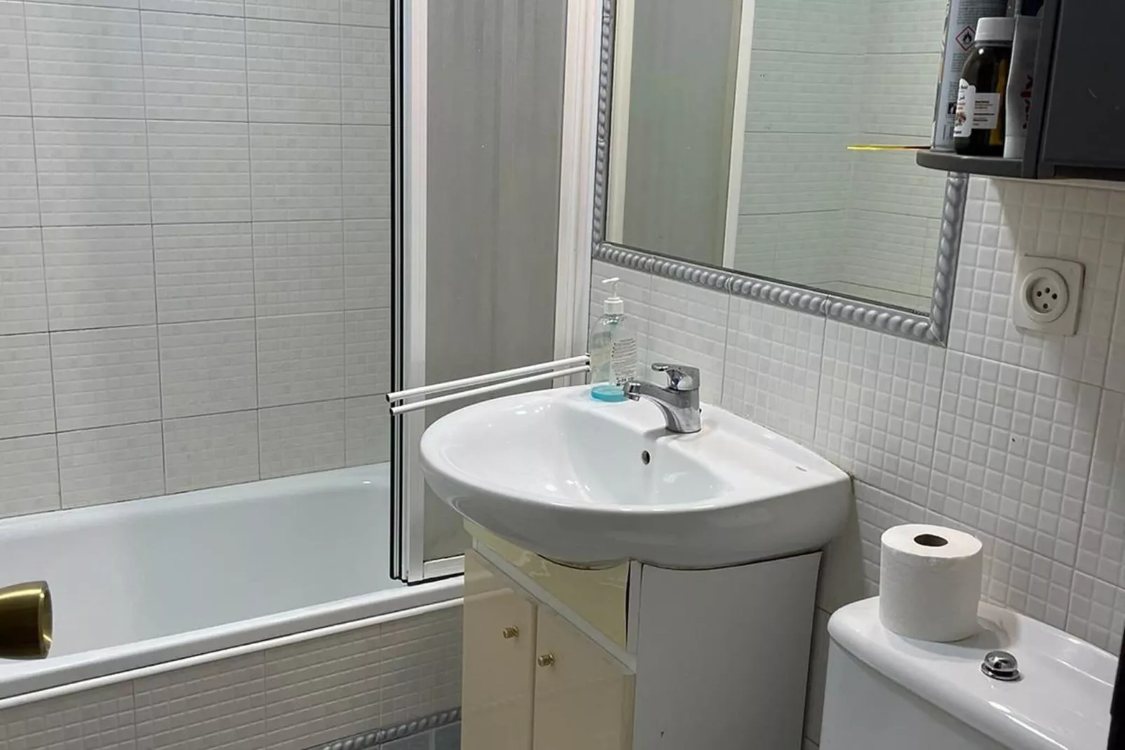 Apartamento Mairena-Bathroom