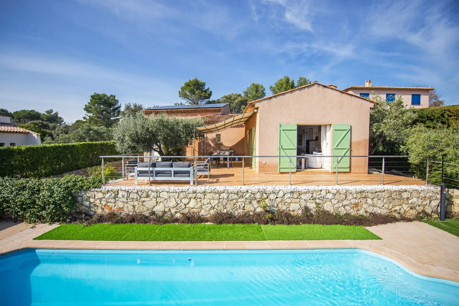 Villa Font du Roux-Exterior summer