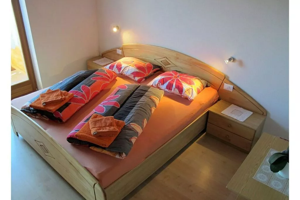 343259-Bedroom