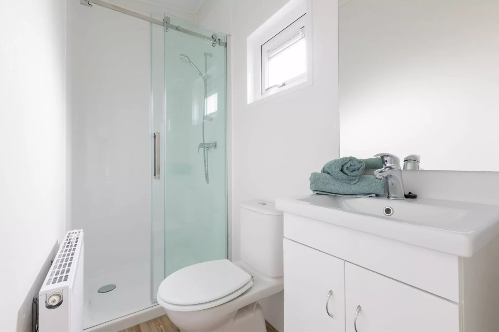Fort den Haak - Chalet 1 t/m 10 huisdiervrij-Bathroom