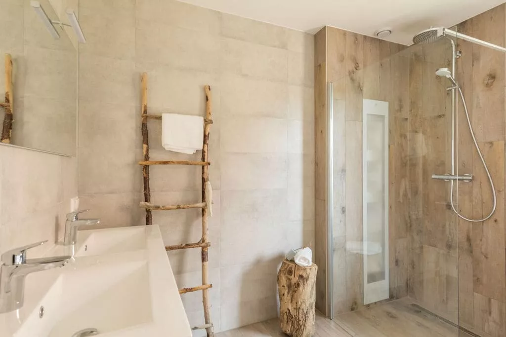 240398-Bathroom