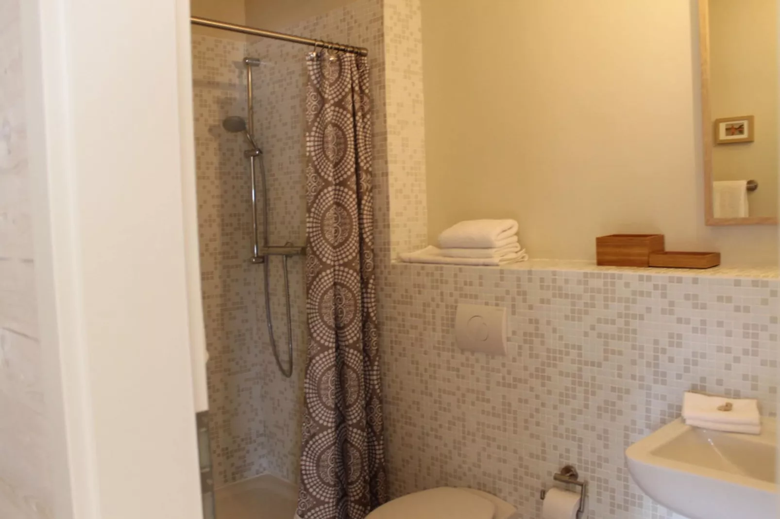 Gepflegte HofWohnung 2-Bathroom